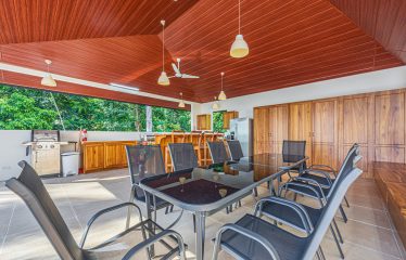 LUXURY PROPERTY WITH FOUR BEDROOMS AND SUNSET VIEWS, IN PORTALON – 3.95 ACRES