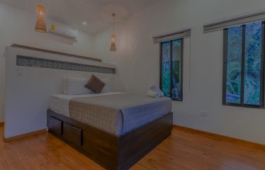 CASA LA ROCA JUNGLE PROPERTY WITH THREE BEDROOMS, IN UVITA  – 4.06 ACRES