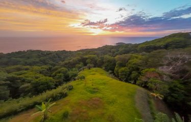 PROPERTY WITH AMAZING VIEWS OF THE OCEAN AND SUNSET IN ESCALERAS – 36 ACRES