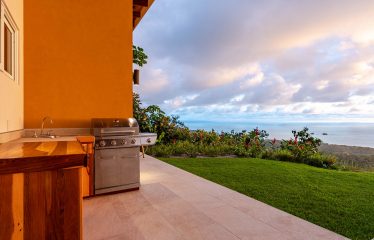 MOUNTAIN PROPERTY WITH FOUR BEDROOMS AND PANORAMIC OCEAN VIEWS, IN BALLENA – 2 ACRES