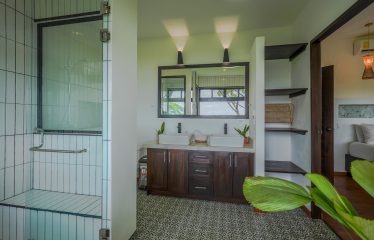 CASA LA ROCA JUNGLE PROPERTY WITH THREE BEDROOMS, IN UVITA  – 4.06 ACRES