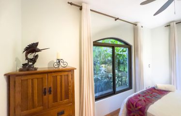 LUXURY PROPERTY WITH FIVE BEDROOMS AND OCEAN VIEWS, IN THE HILLS OF PORTALON – 7 ACRES