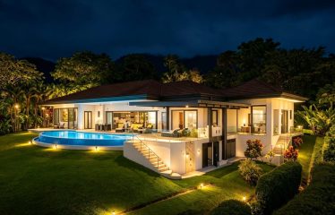 LUXURY PROPERTY WITH SPECTACULAR PANORAMIC OCEAN VIEWS WITH THREE BEDROOMS, IN PIÑUELA – 1.31 ACRES
