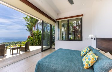 LUXURY PROPERTY WITH SPECTACULAR PANORAMIC OCEAN VIEWS WITH THREE BEDROOMS, IN PIÑUELA – 1.31 ACRES