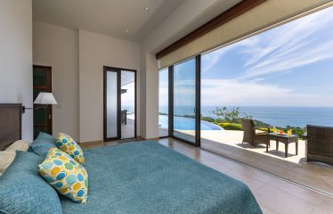 LUXURY PROPERTY WITH SPECTACULAR PANORAMIC OCEAN VIEWS WITH THREE BEDROOMS, IN PIÑUELA – 1.31 ACRES