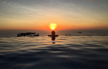 LUXURY PROPERTY WITH SPECTACULAR PANORAMIC OCEAN VIEWS WITH THREE BEDROOMS, IN PIÑUELA – 1.31 ACRES