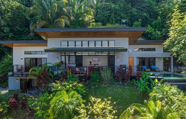 CASA MARKISSA LUXURY PROPERTY WITH OCEAN AND SUNSET VIEWS, IN PLAYA HERMOSA – 1.2 ACRES