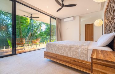 CASA COLIBRI LUXURY PROPERTY WITH FOUR BEDROOMS AND PANORAMIC OCEAN VIEWS, IN PLAYA HERMOSA – 10 ACRES