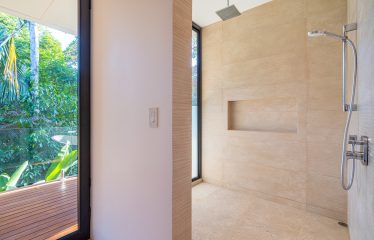 CASA COLIBRI LUXURY PROPERTY WITH FOUR BEDROOMS AND PANORAMIC OCEAN VIEWS, IN PLAYA HERMOSA – 10 ACRES