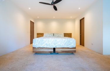 CASA COLIBRI LUXURY PROPERTY WITH FOUR BEDROOMS AND PANORAMIC OCEAN VIEWS, IN PLAYA HERMOSA – 10 ACRES