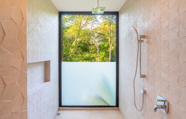 CASA COLIBRI LUXURY PROPERTY WITH FOUR BEDROOMS AND PANORAMIC OCEAN VIEWS, IN PLAYA HERMOSA – 10 ACRES