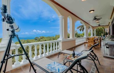 CONDOMINIUM  UNID TWO WITH THREE BEDROOMS AND OCEAN VIEWS, IN MANUEL ANTONIO – 0.06 ACRES