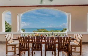 CONDOMINIUM  UNID TWO WITH THREE BEDROOMS AND OCEAN VIEWS, IN MANUEL ANTONIO – 0.06 ACRES