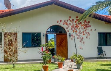 PROPERTY WITH MAIN RESIDENCE AND INDEPENDENT LODGE, IN TRES RÍOS DE OJOCHAL – 3.12 ACRES