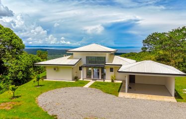 CASA VIOLINES MOUNTAIN PROPERTY WITH THREE BEDROOMS, IN TRES RIOS – 2.08 ACRES
