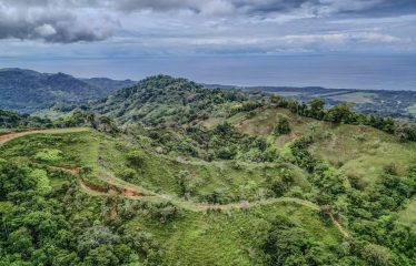 24-HECTARE ESTATE WITH MULTIPLE BUILDING SITES AND PANORAMIC VIEWS NEAR HATILLO AND DOMINICAL