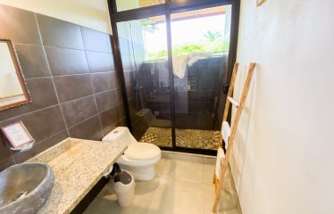 PROPERTY WITH MAIN RESIDENCE AND INDEPENDENT LODGE, IN TRES RÍOS DE OJOCHAL – 3.12 ACRES
