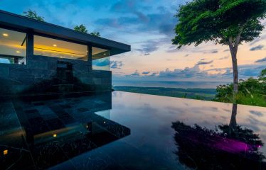 LUXURY CONTEMPORARY RESIDENCE WITH PANORAMIC OCEAN VIEWS MANUEL ANTONIO – 1.10 ACRES