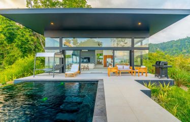 LUXURY CONTEMPORARY RESIDENCE WITH PANORAMIC OCEAN VIEWS MANUEL ANTONIO – 1.10 ACRES