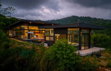 LUXURY CONTEMPORARY RESIDENCE WITH PANORAMIC OCEAN VIEWS MANUEL ANTONIO – 1.10 ACRES