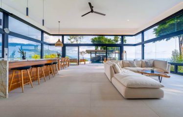 LUXURY CONTEMPORARY RESIDENCE WITH PANORAMIC OCEAN VIEWS MANUEL ANTONIO – 1.10 ACRES