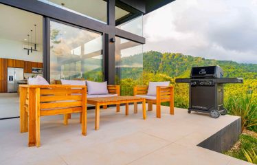 LUXURY CONTEMPORARY RESIDENCE WITH PANORAMIC OCEAN VIEWS MANUEL ANTONIO – 1.10 ACRES