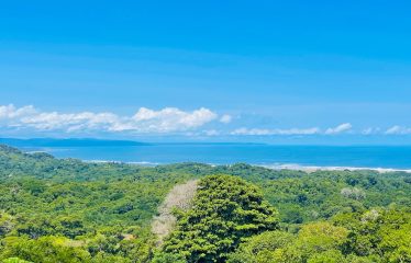 PROPERTY WITH THREE BEDROOMS AND FRONT OCEAN VIEWS, IN OJOCHAL – 0.63 ACRES