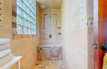PROPERTY WITH THREE BEDROOMS AND FRONT OCEAN VIEWS, IN OJOCHAL – 0.63 ACRES