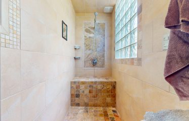 PROPERTY WITH THREE BEDROOMS AND FRONT OCEAN VIEWS, IN OJOCHAL – 0.63 ACRES