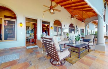 PROPERTY WITH THREE BEDROOMS AND FRONT OCEAN VIEWS, IN OJOCHAL – 0.63 ACRES