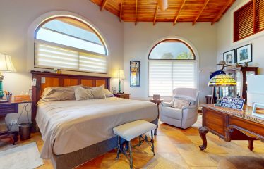 PROPERTY WITH THREE BEDROOMS AND FRONT OCEAN VIEWS, IN OJOCHAL – 0.63 ACRES