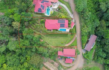 PROPERTY WITH THREE BEDROOMS AND FRONT OCEAN VIEWS, IN OJOCHAL – 0.63 ACRES