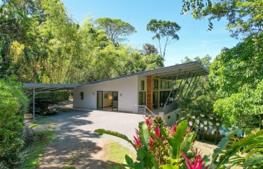 PROPERTY WITH THREE BEDROOMS IN A GATED COMMUNITY IN THE UP OF BRISAS LA COLONIA – 1.24 ACRES
