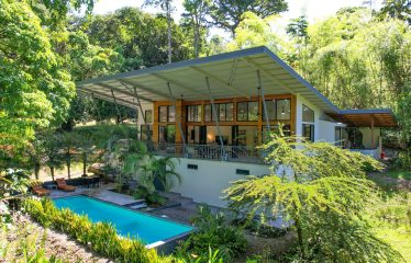 PROPERTY WITH THREE BEDROOMS IN A GATED COMMUNITY IN THE UP OF BRISAS LA COLONIA – 1.24 ACRES