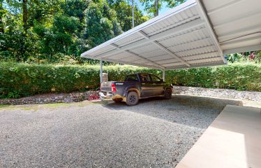 PROPERTY WITH THREE BEDROOMS IN A GATED COMMUNITY IN THE UP OF BRISAS LA COLONIA – 1.24 ACRES