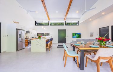 CASA BALLENA PERL PROPERTY WITH THREE BEDROOMS NEAR TO THE TOWN, IN PLAYA HERMOSA – 0.75 ACRES