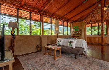 PROPERTY WITH FOUR BEDROOMS AND PARTIAL OCEAN VIEWS, IN JARDINES DEL MORETE UVITA – 2.2 ACRES