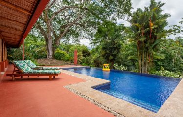 PROPERTY WITH FOUR BEDROOMS AND PARTIAL OCEAN VIEWS, IN JARDINES DEL MORETE UVITA – 2.2 ACRES