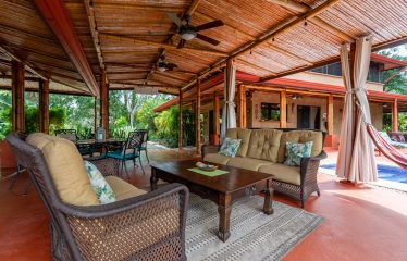 PROPERTY WITH FOUR BEDROOMS AND PARTIAL OCEAN VIEWS, IN JARDINES DEL MORETE UVITA – 2.2 ACRES