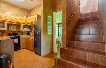 PROPERTY WITH FOUR BEDROOMS AND PARTIAL OCEAN VIEWS, IN JARDINES DEL MORETE UVITA – 2.2 ACRES
