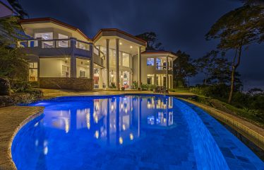 LUXURY ESTATE WITH PANORAMIC OCEAN VIEWS IN LAGUNAS, DOMINICAL – 16 ACRES