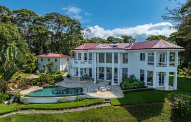 LUXURY ESTATE WITH PANORAMIC OCEAN VIEWS IN LAGUNAS, DOMINICAL – 16 ACRES