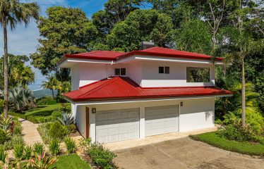 LUXURY ESTATE WITH PANORAMIC OCEAN VIEWS IN LAGUNAS, DOMINICAL – 16 ACRES