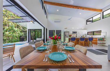 CASA BALLENA PERL PROPERTY WITH THREE BEDROOMS NEAR TO THE TOWN, IN PLAYA HERMOSA – 0.75 ACRES