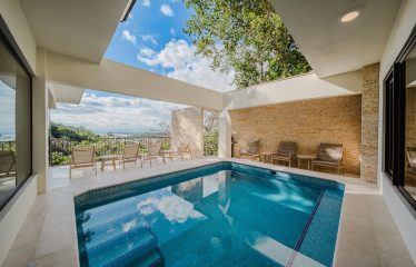LUXURY PROPERTY WITH EIGHT BEDROOMS NEAR TO THE QUEPOS CENTER – 0.45 ACRES