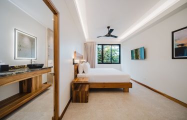 LUXURY PROPERTY WITH EIGHT BEDROOMS NEAR TO THE QUEPOS CENTER – 0.45 ACRES