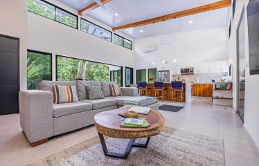 CASA BALLENA PERL PROPERTY WITH THREE BEDROOMS NEAR TO THE TOWN, IN PLAYA HERMOSA – 0.75 ACRES