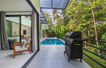 CASA BALLENA PERL PROPERTY WITH THREE BEDROOMS NEAR TO THE TOWN, IN PLAYA HERMOSA – 0.75 ACRES