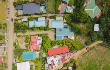 MODERN RESIDENCE WITH COMMERCIAL POTENTIAL STEPS FROM MARINO BALLENA, IN BAHIA BALLENA – 0.31 ACRES