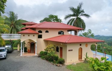 ELEGANT RESIDENCE WITH OCEAN AND SUNSET VIEWS IN THE EXCLUSIVE PHASE 5 OF OJOCHAL – 1.67 ACRES